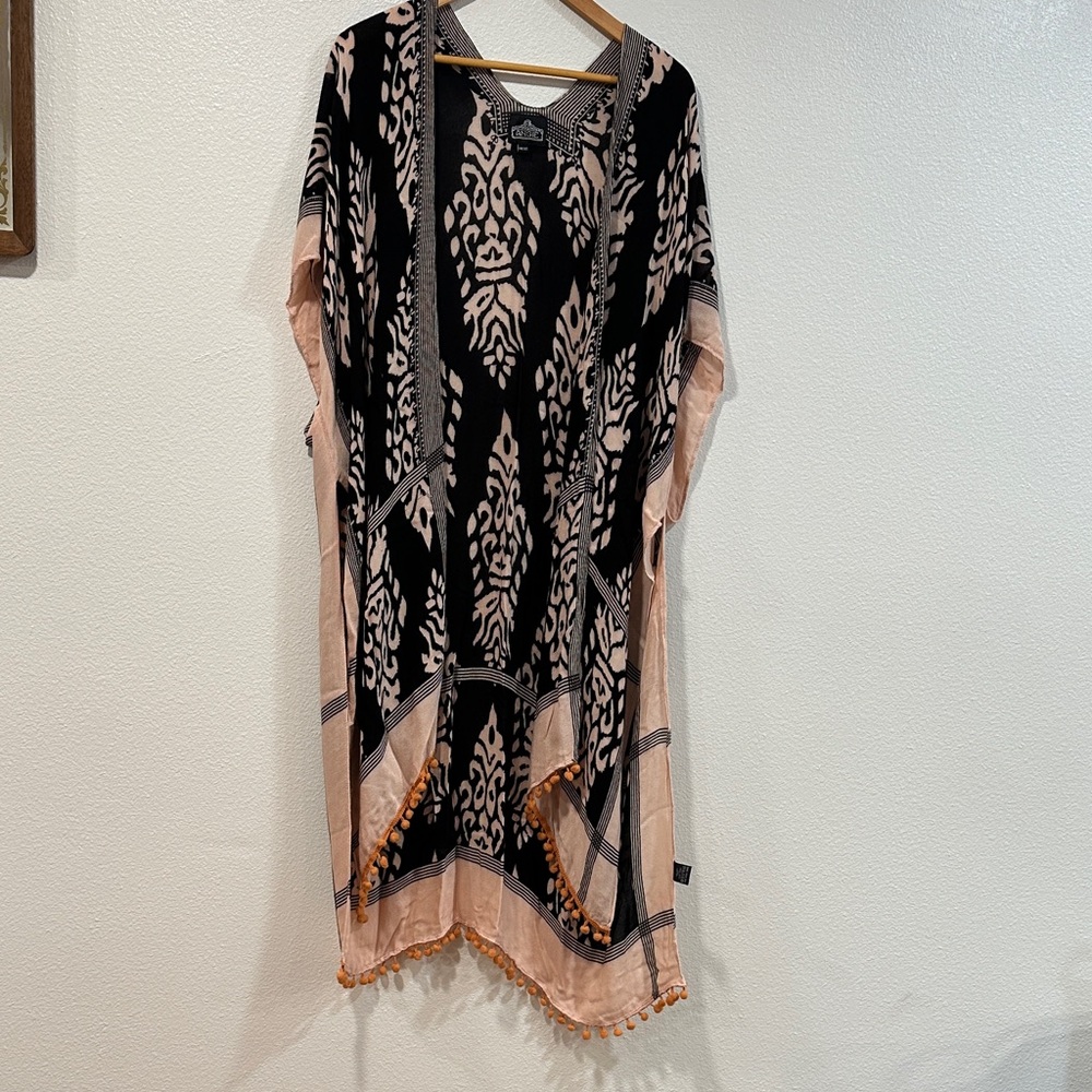 Angie Black and Orange Patterned Kimono